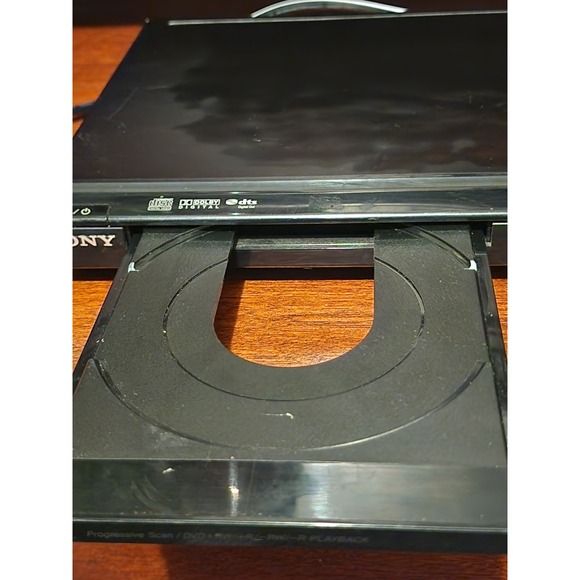 Sony DVP-SR-200P DVD Player - Picture 4 of 6